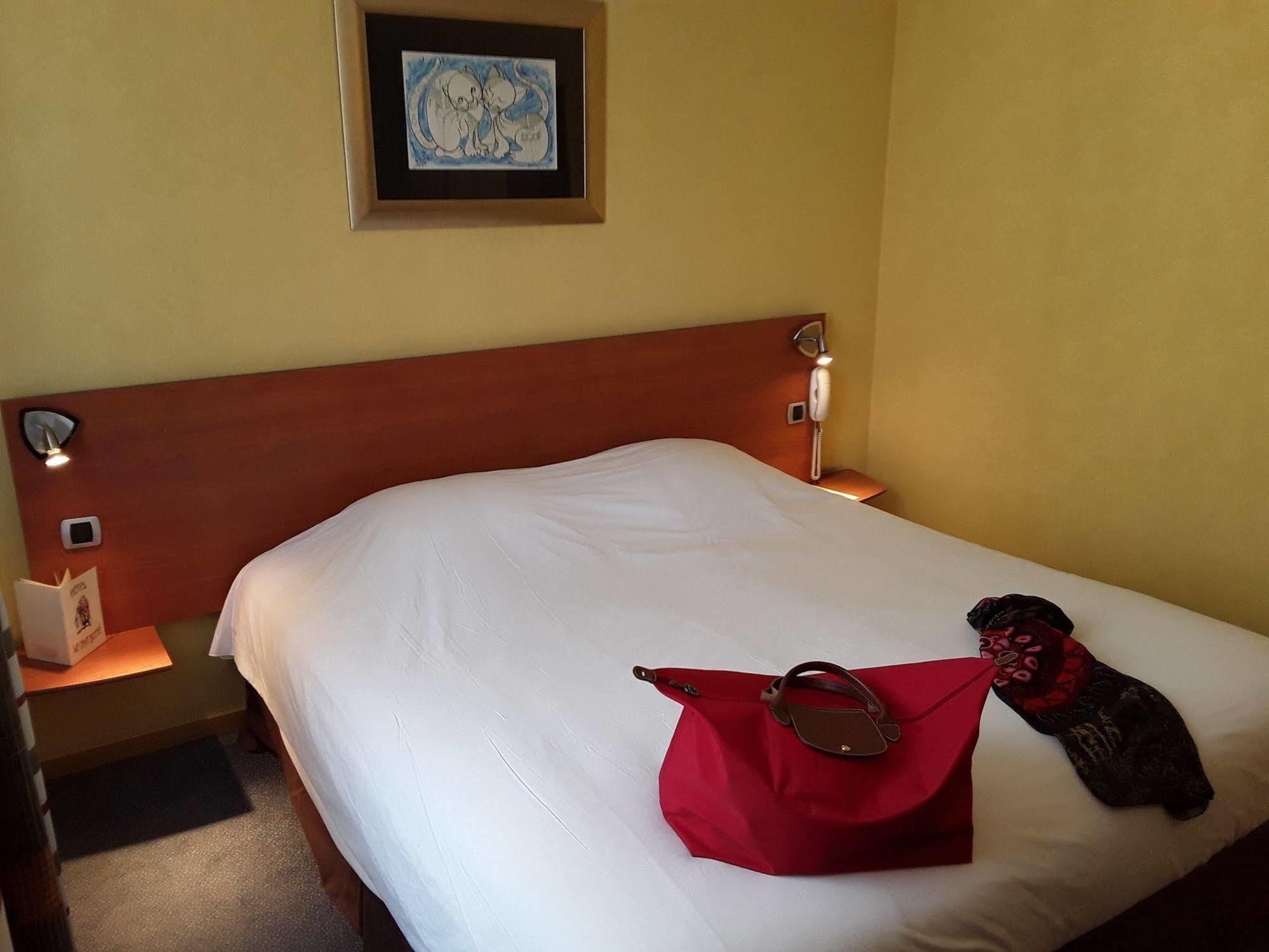 In Situ Hotel Valenciennes Dış mekan fotoğraf