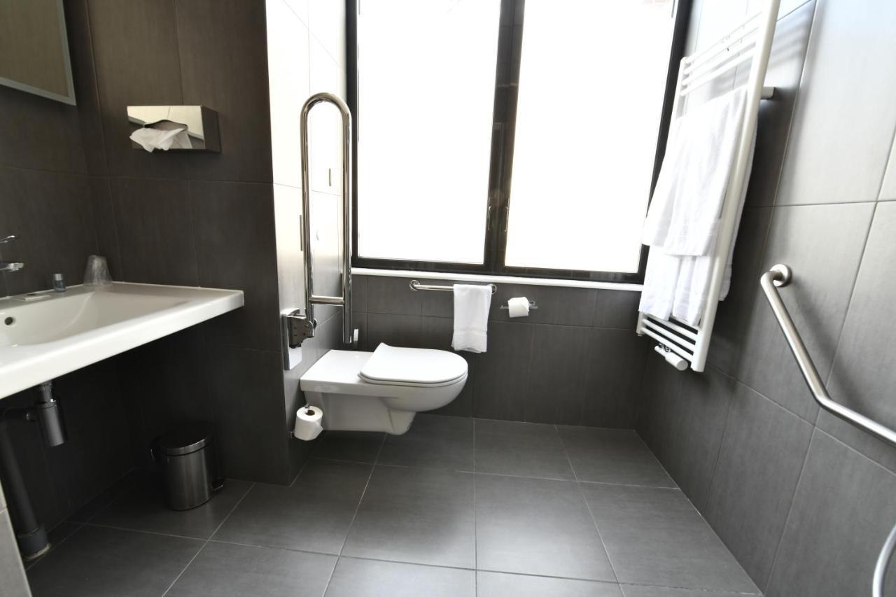 In Situ Hotel Valenciennes Dış mekan fotoğraf
